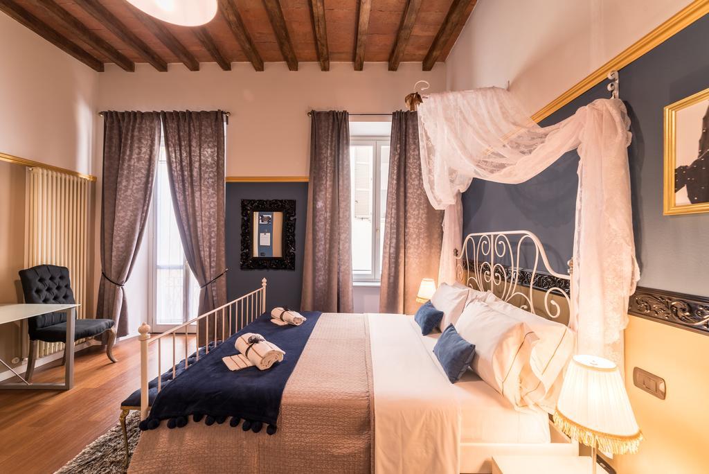 Domus San Martino Guesthouse Piacenza Exterior foto