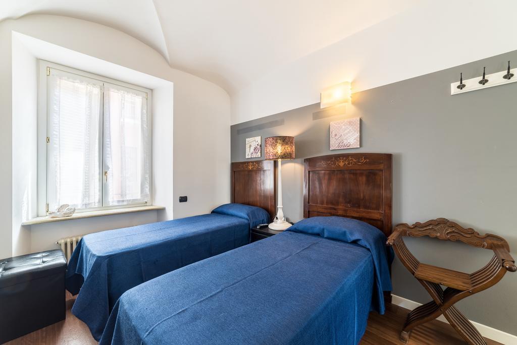 Domus San Martino Guesthouse Piacenza Exterior foto
